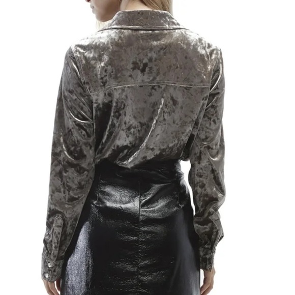 NWT OAT NY Contemporary Grey Velvet Western Style Cropped Snap Shirt Size M - Picture 2 of 15